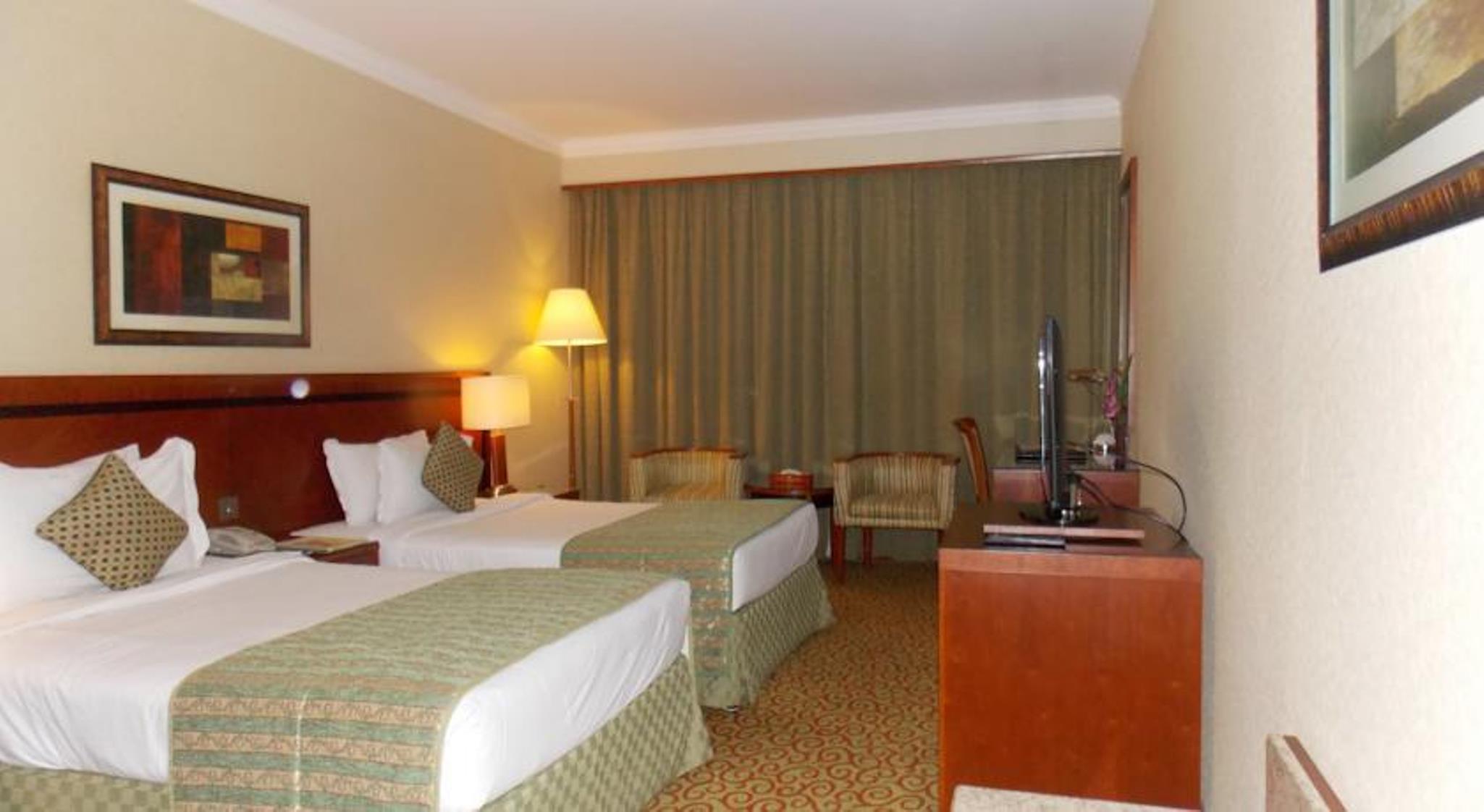 Ramee Royal Hotel Дубай Экстерьер фото