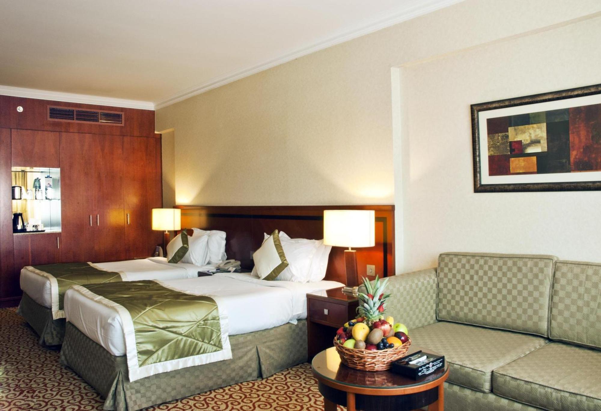 Ramee Royal Hotel Дубай Экстерьер фото